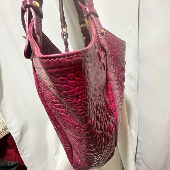 Brahmin Jacqueline Melbourne Croc-Embossed Burgundy Leather Hobo bag. - Picture 8 of 16